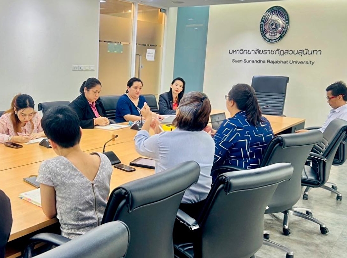 Internal Audit Unit visits the area to
review risk management and internal
control.