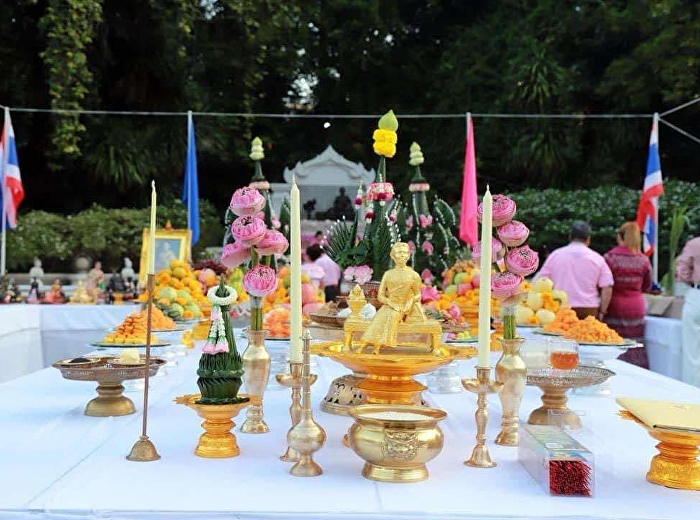 Internal Audit Unit participated in the
ceremony to pay homage to Her Majesty
Queen Sunandha Kumariratana.