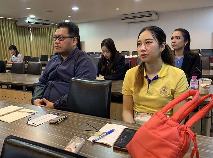 หน่วยตรวจสอบภายในเข้าร่วมประชุมวิเคราะห์รายละเอียดของ
Strength & OFI และหมวดผลลัพธ์
(ที่สัมพันธ์กัน) ของหมวด 3 ลูกค้า
ตามเกณฑ์คุณภาพการศึกษาเพื่อการดำเนินการที่เป็นเลิศ
(EdPEx) ระดับมหาวิทยาลัย