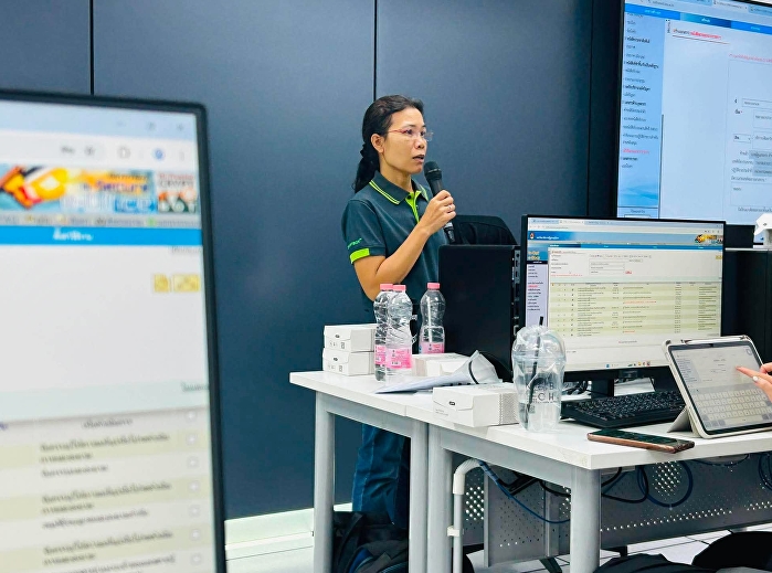 Internal Audit Unit Personnel Attend
Training on the New e-Office System